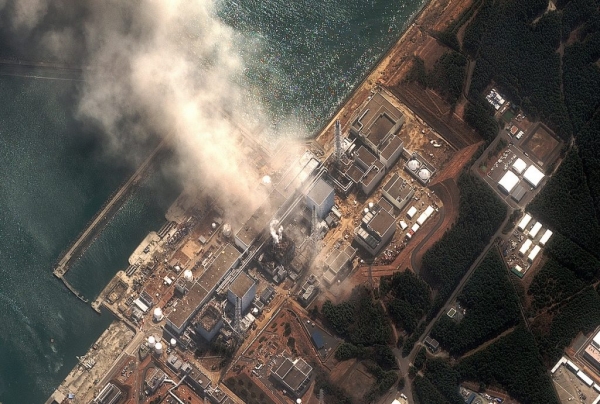 2011년 3월 후쿠시마 원전 사고 직후 원자로 모습. /사진=디지털글로브